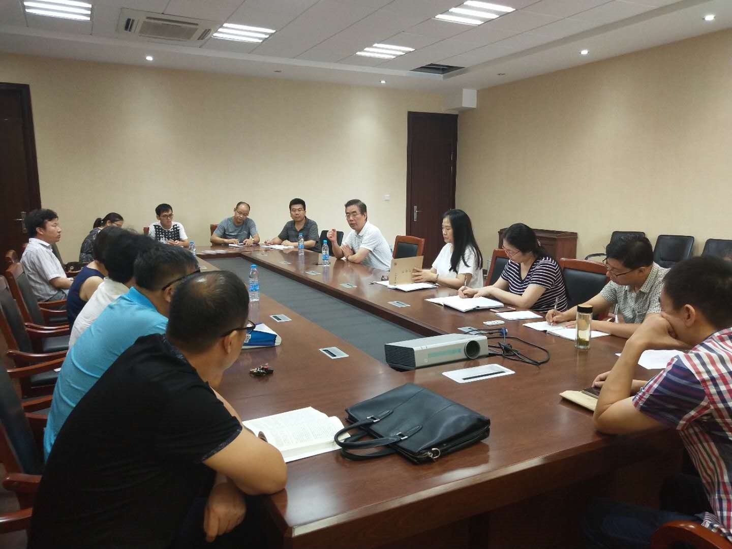 99021988132133615.jpg 99021988132133615.jpg