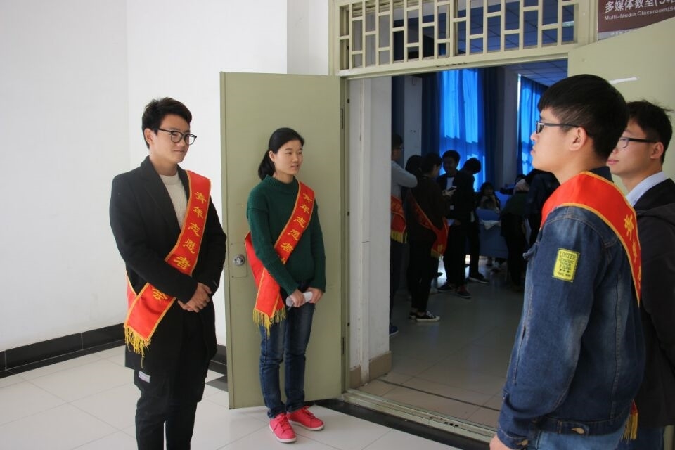 23D8F8E0F0598133D8D9318AD9EEEB7C.jpg 23D8F8E0F0598133D8D9318AD9EEEB7C.jpg