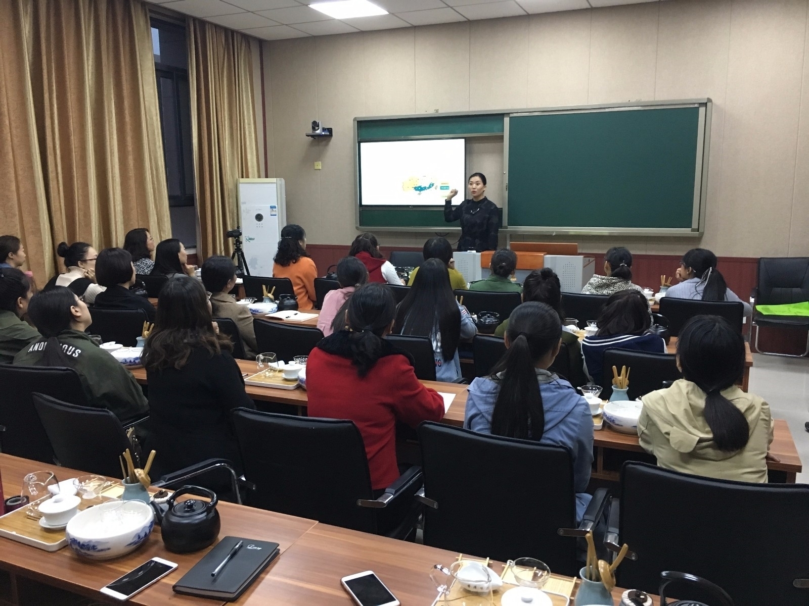 131531944235852944_10.jpg 131531944235852944_10.jpg